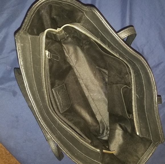 Authentic Coach Purse - Picture 4 of 5